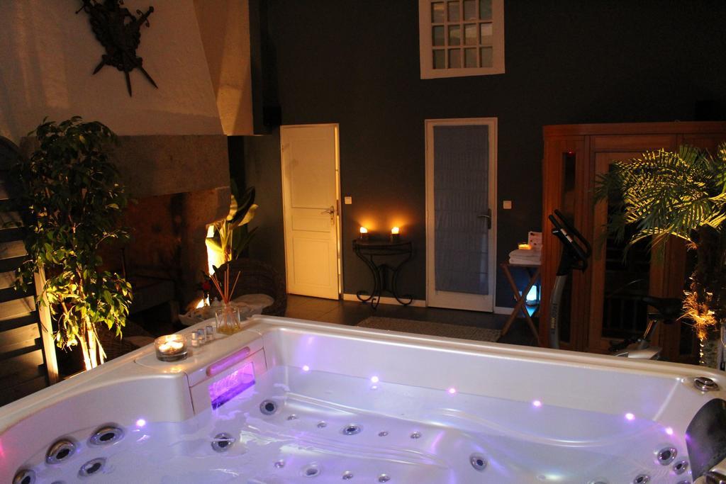 Manoir De La Baronnie Bed & Breakfast Saint-Malo Dış mekan fotoğraf