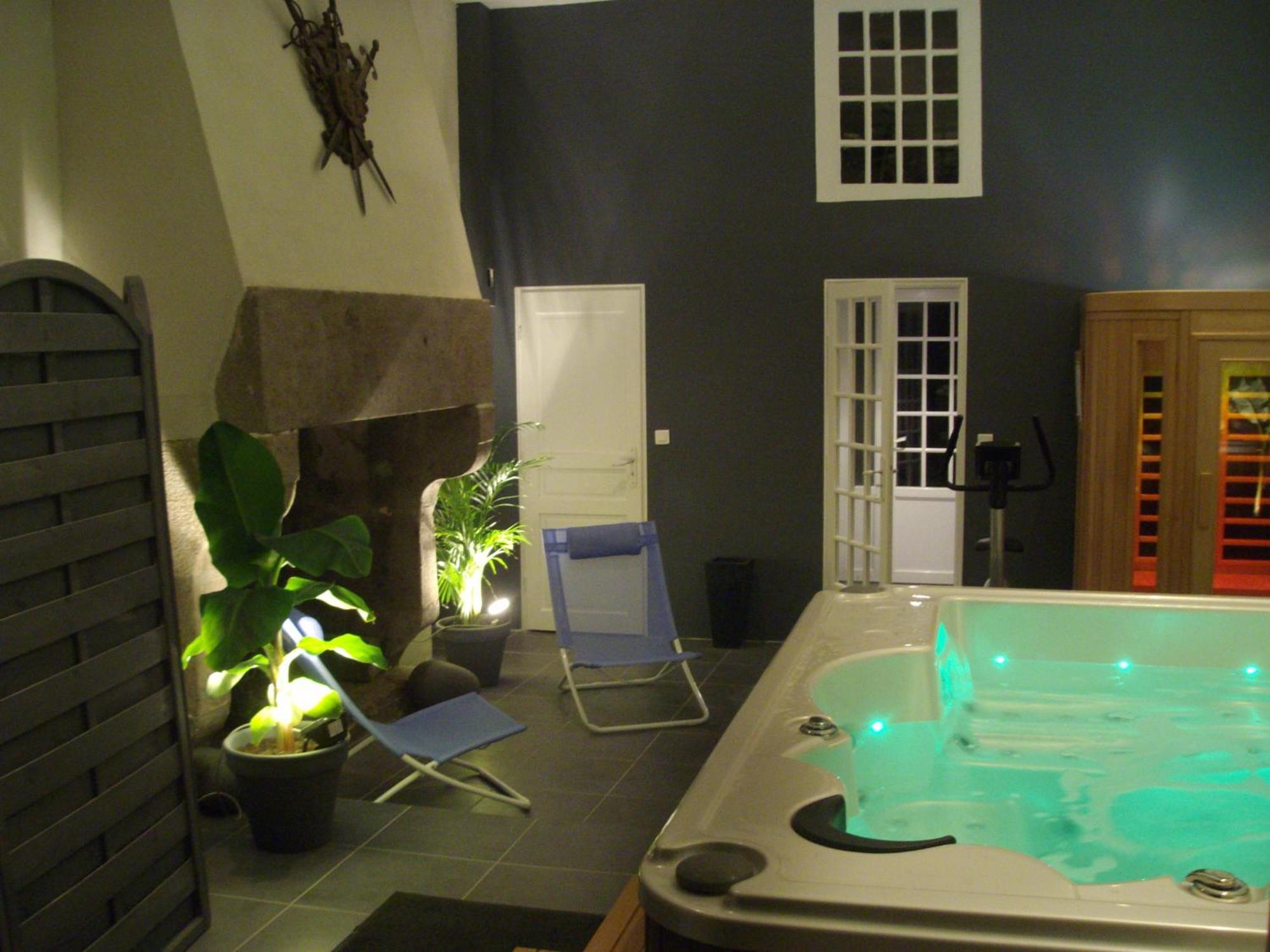 Manoir De La Baronnie Bed & Breakfast Saint-Malo Dış mekan fotoğraf