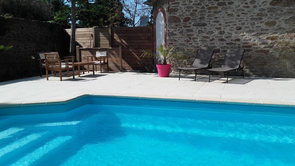 Manoir De La Baronnie Bed & Breakfast Saint-Malo Dış mekan fotoğraf